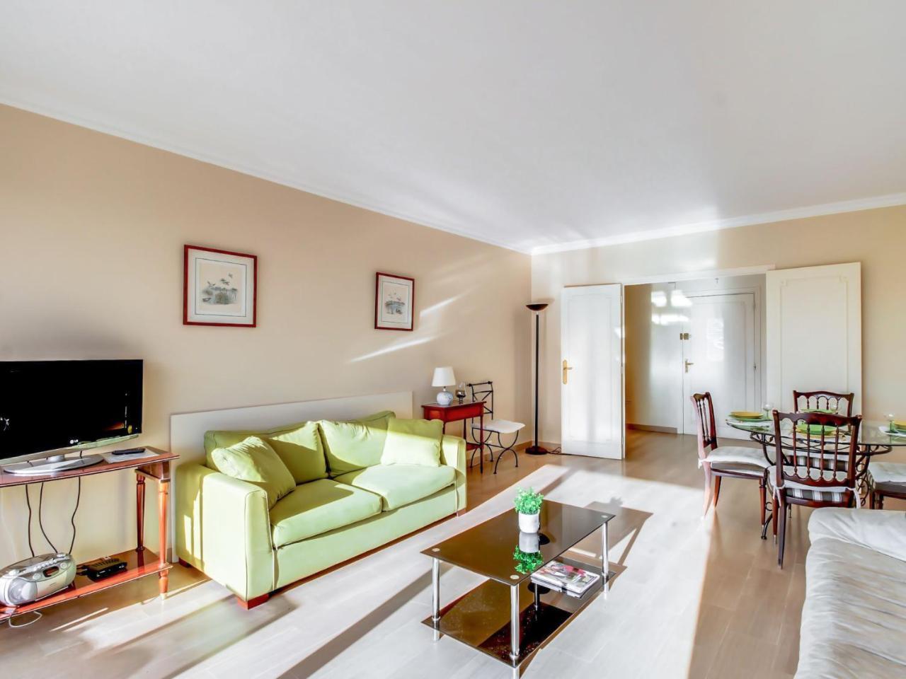 Les Hortensias By Interhome